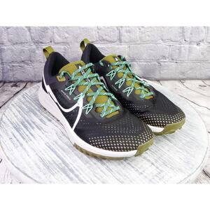 Nike React Pegasus Trail 4 Black/White-Olive Flak Men 11.5 New in Box